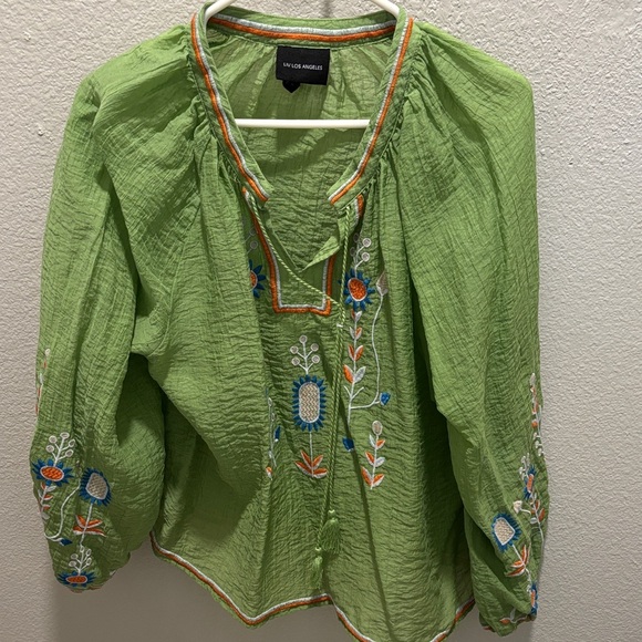 LIV Los Angeles Green Embroidered Blouse - Picture 1 of 5